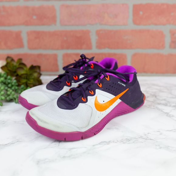 nike plum trainers